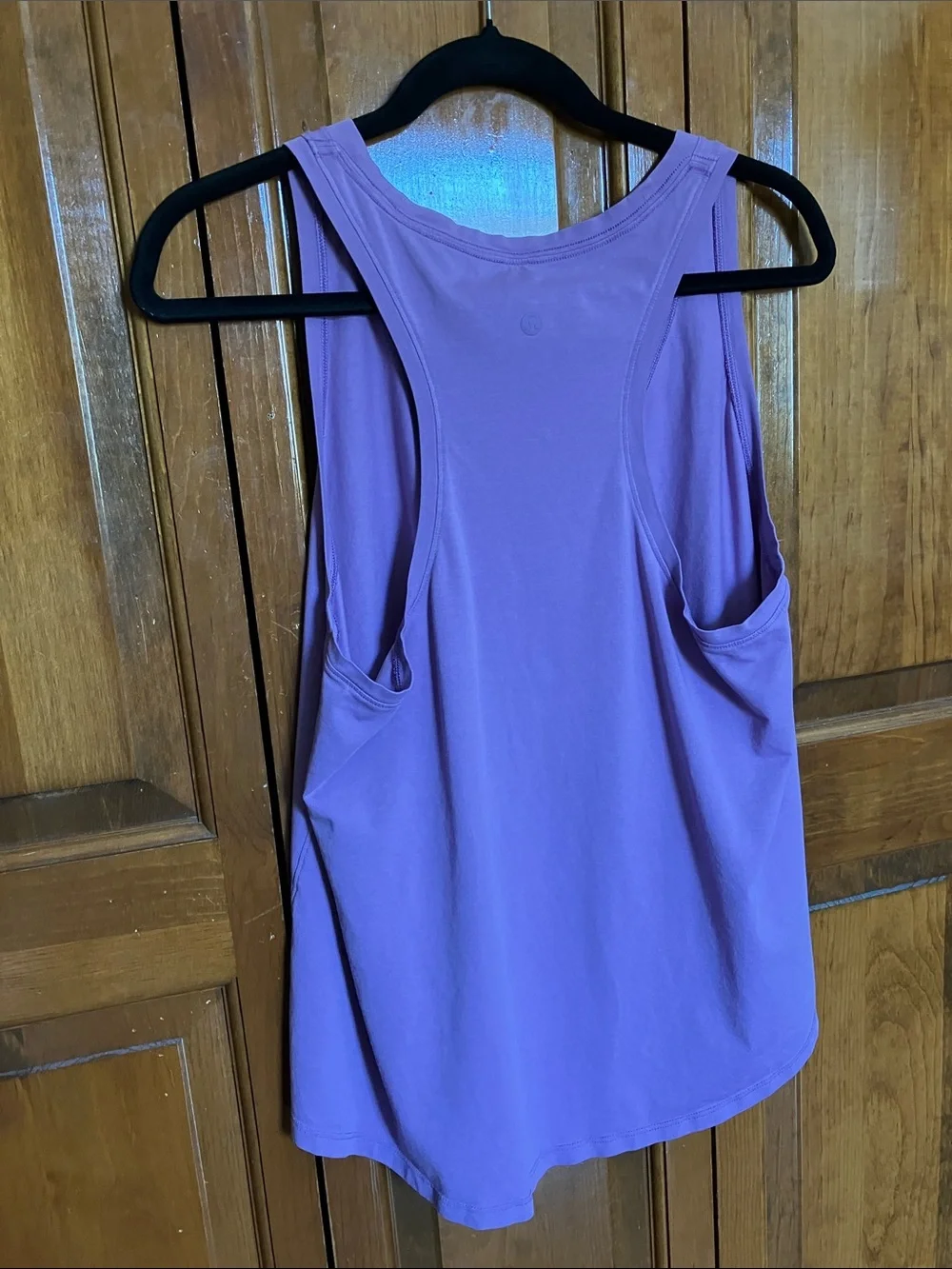 Women's Lavender Lululemon Scoop Neck Tank- IT IS THE COLOR OF the 1st/2nd pic!